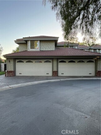 Building Photo - 29752 Strawberry Hill Dr