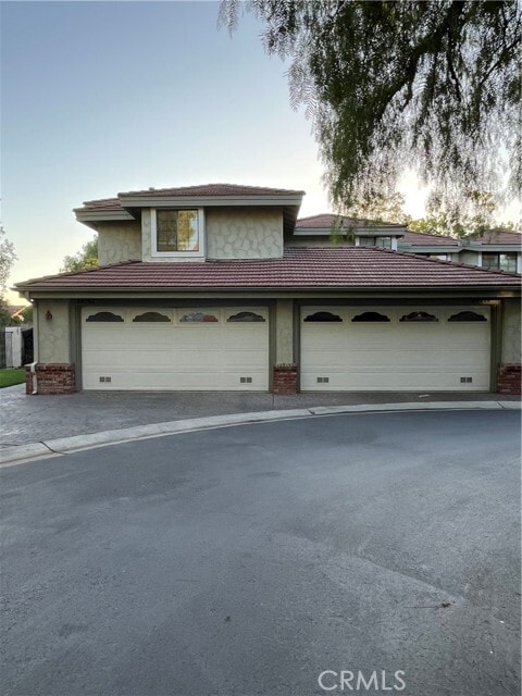 Building Photo - 29752 Strawberry Hill Dr