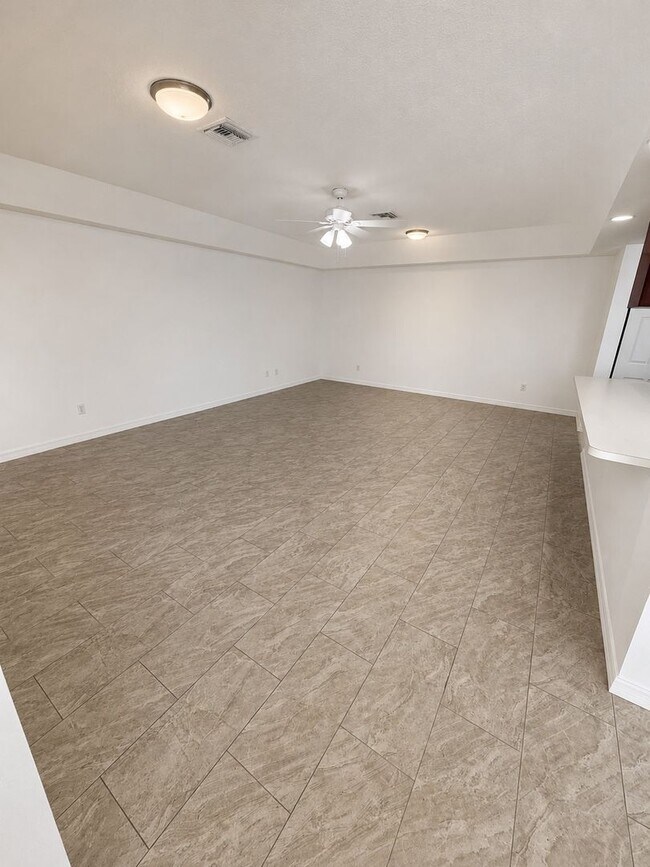 Foto del edificio - 3019 Walnut Ct