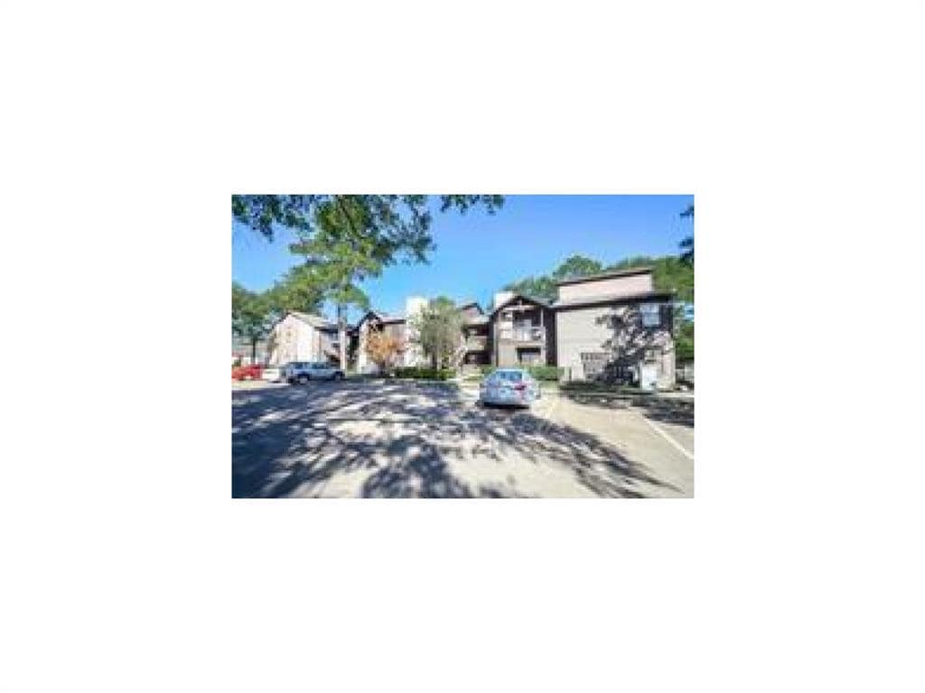 Building Photo - 12755 Mill Ridge Dr