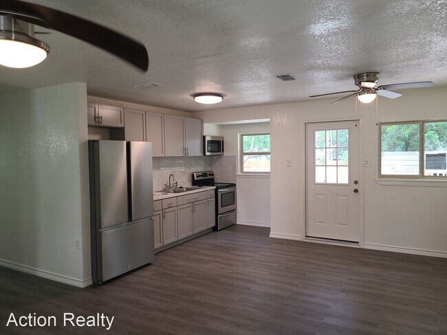 Foto del edificio - 3 br, 1 bath House - 4406 Desert View Drive