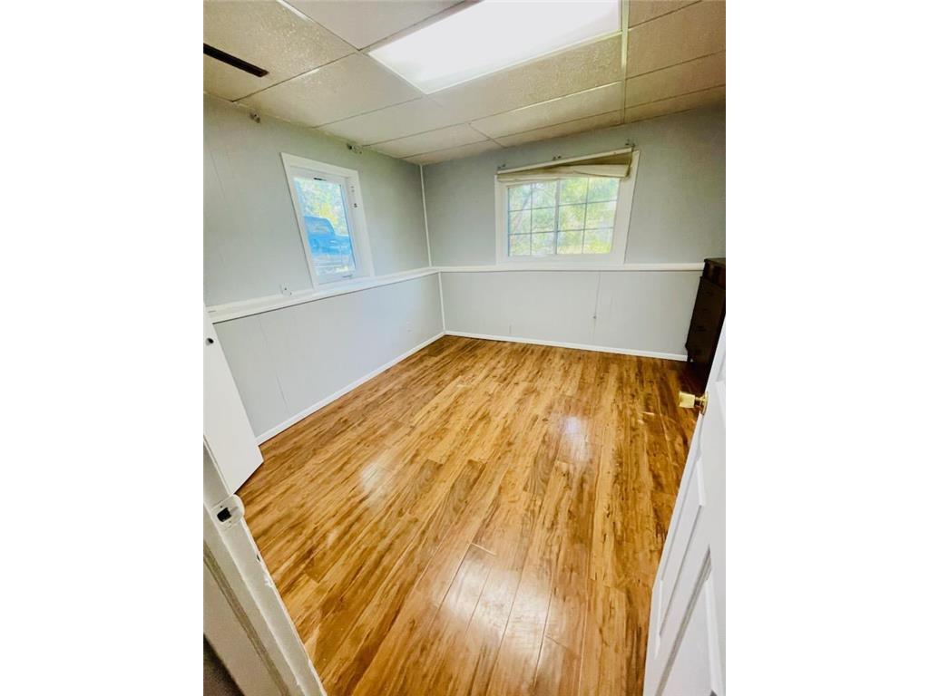 Foto del edificio - 504 Crestview Dr S