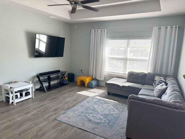 Foto del edificio - 5772 Conley Ct