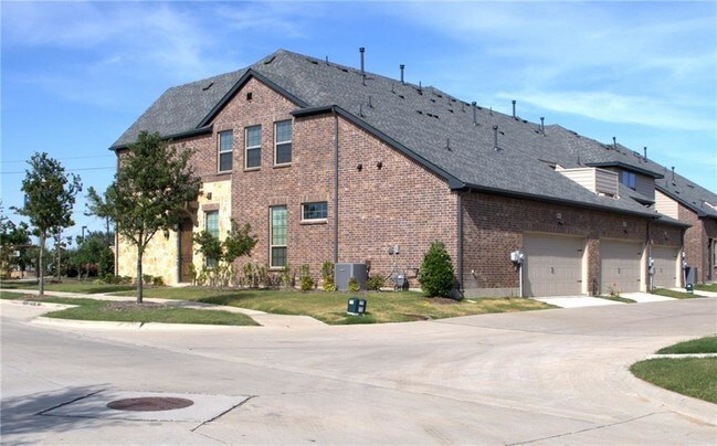 Building Photo - 4694 Rhett Ln