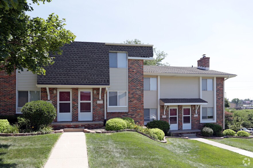 Lake Forest Townhomes Rentals Omaha, NE