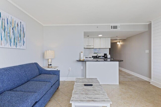 Building Photo - 2310 N Ocean Blvd