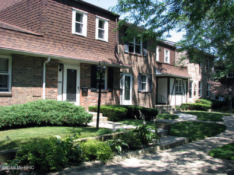 Quiet & Hassle free Condo Living - 2502 Essex Ct