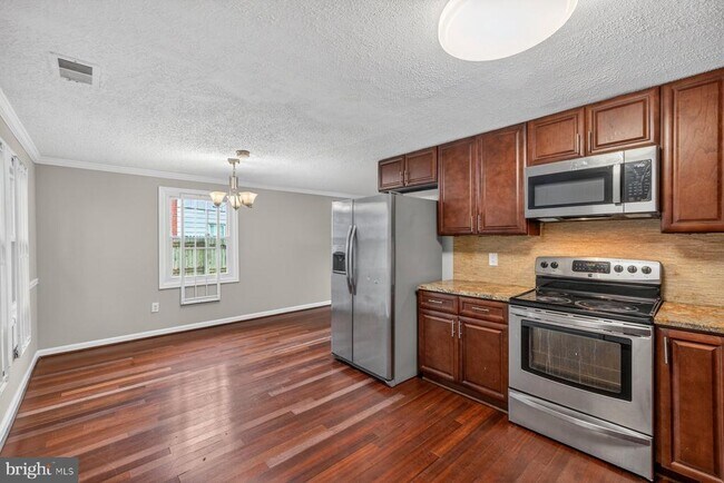 Foto del edificio - 7711 Burnside Rd