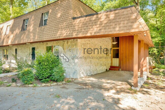Foto del edificio - 1461 Palisades Rd