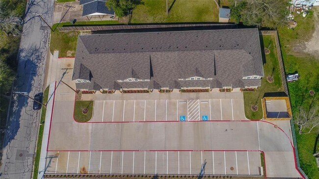 Building Photo - 1419 Avenue N