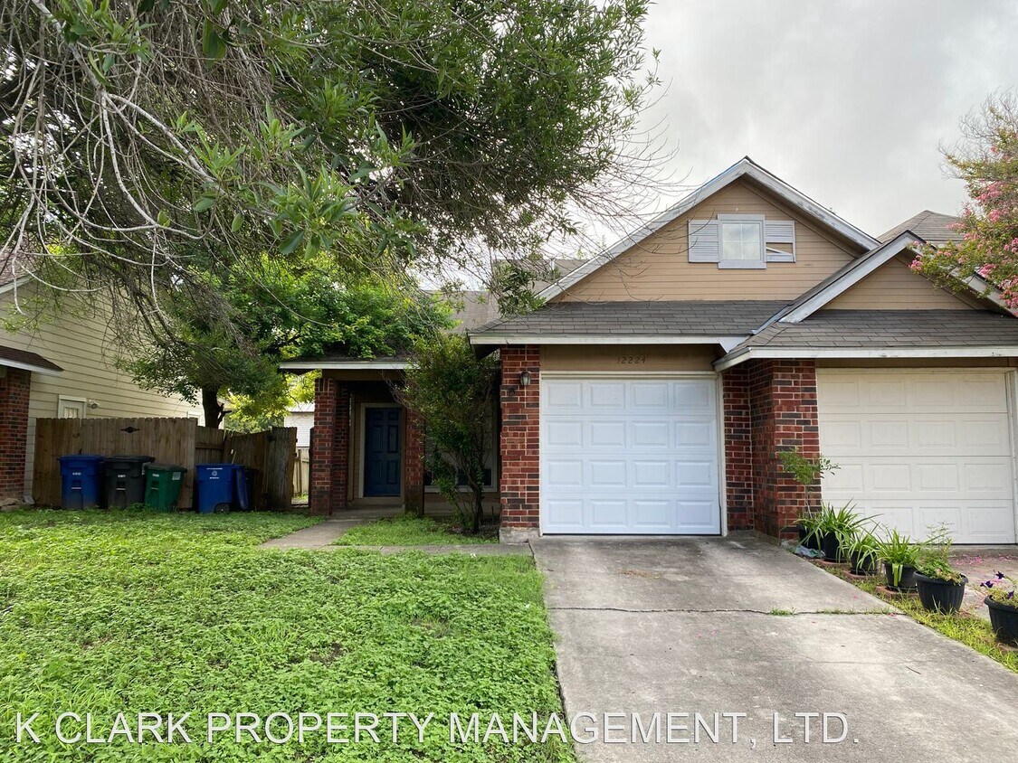 2 br, 1 bath House 12224 STONEY SPUR House Rental in San Antonio