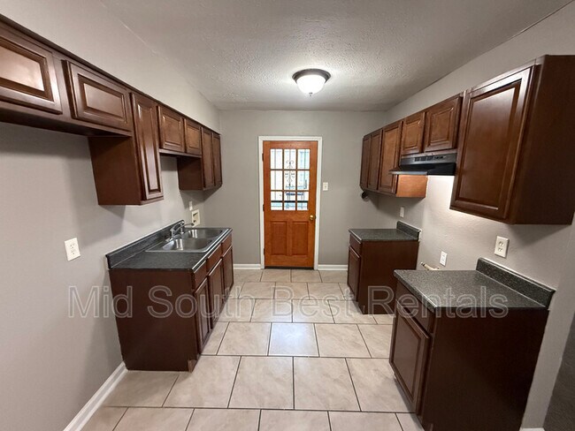 Foto del edificio - 1463 Cooper St