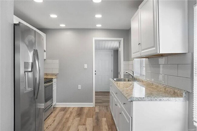 Foto del edificio - 312 E Brainerd St