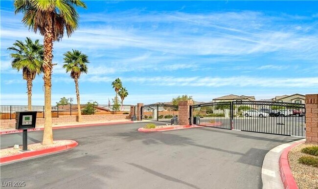 Foto del edificio - 483 Ylang Pl