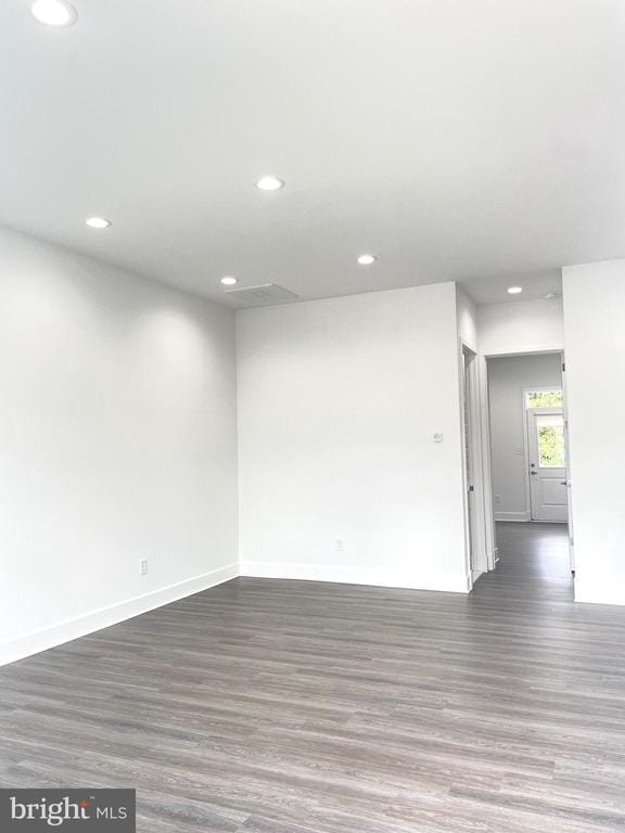 Building Photo - 63 LOCKWOOD Dr