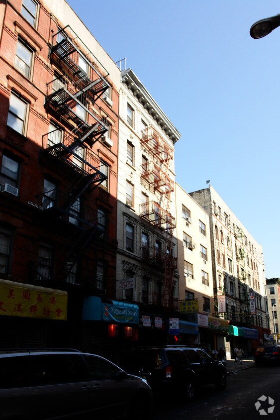 Foto del edificio - 111 Eldridge St