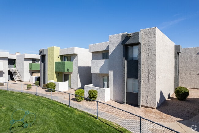 Building Photo - Westmount at the District Apartments