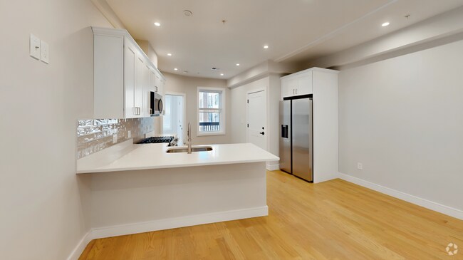 Building Photo - 165 Allston St