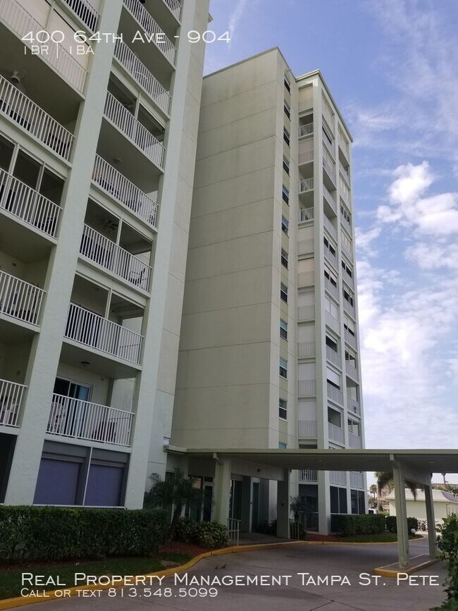 Building Photo - WATERFRONT CONDO ON ST PETE BEACH