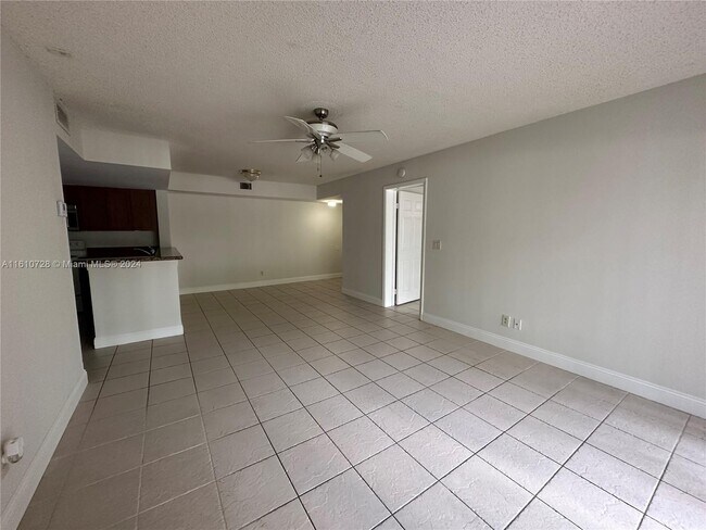 Foto del edificio - 9288 W Atlantic Blvd