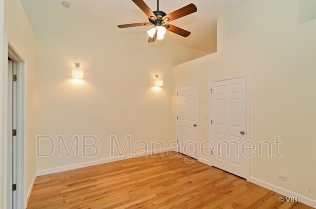 Foto del edificio - 2415 W 24th St