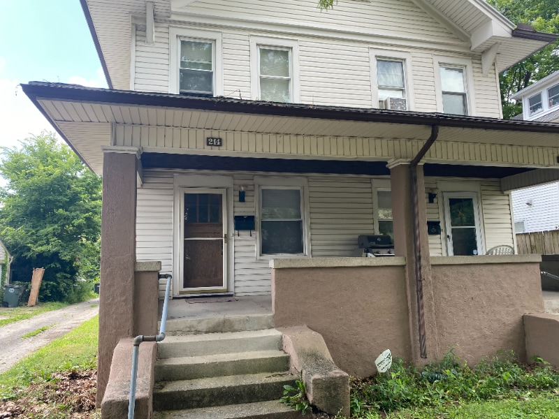 Primary Photo - 214 Kenwood Ave