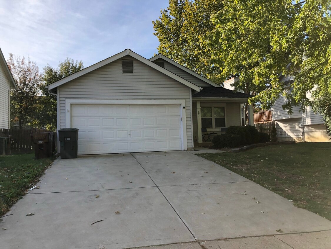 5011 Brittany Downs Dr, Cottleville, MO 63304 House Rental in