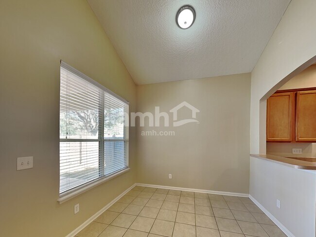 Building Photo - 940 Steeple Chase Ln