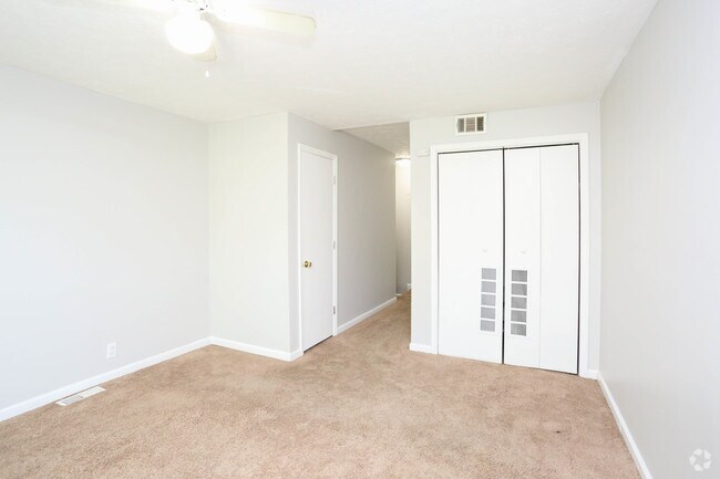 02 1HAB, 1BA - 850 ft² - Casa adosada clásica - Habitación - Cross Keys and Woodridge