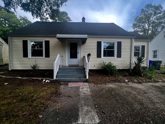 Photo - 8121 Old Ocean View Rd House