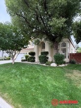 Building Photo - 8715 Beau Maison Way