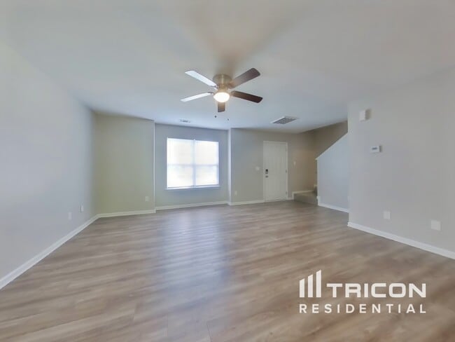 Foto del edificio - 2644 Allen Rd S