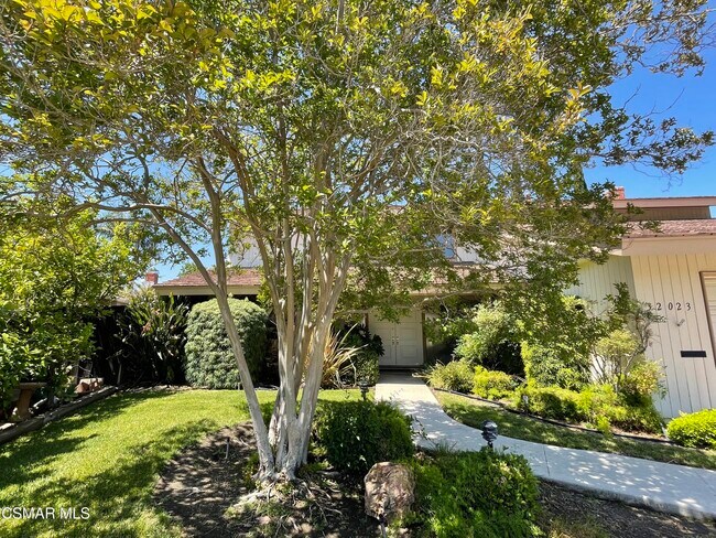Building Photo - 32023 Wallington Ct