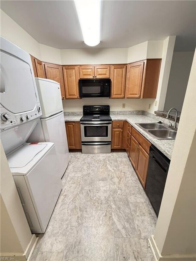 Foto del edificio - 2 Bedroom 1 Bath Condo