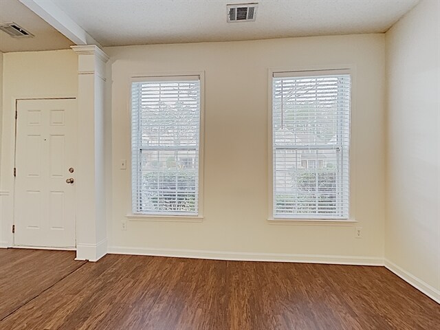 Building Photo - 516 Mullein Trace