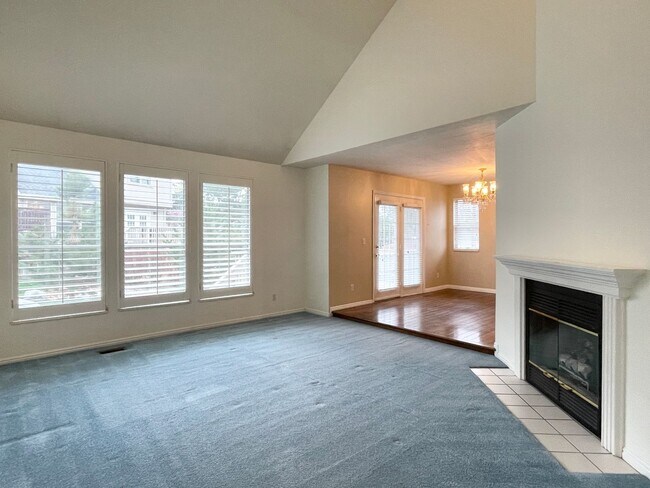 Building Photo - Spacious Townhome at Cottonwood Canyons!