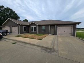 Building Photo - 1423 McLain St