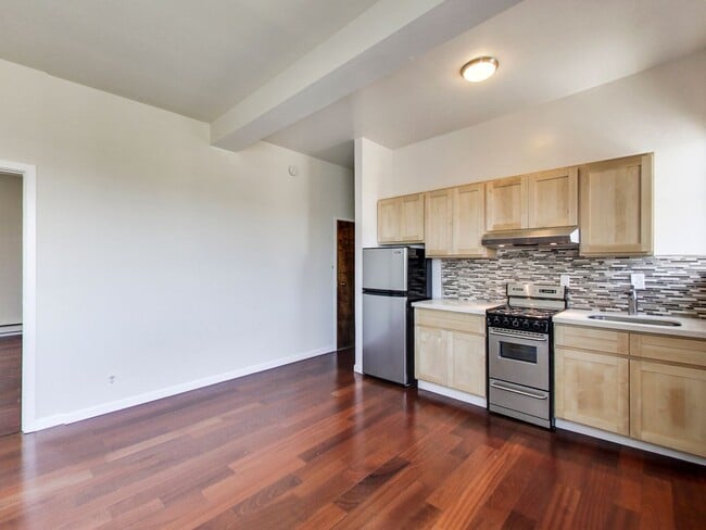 Photo - 2228 Union St Apartment