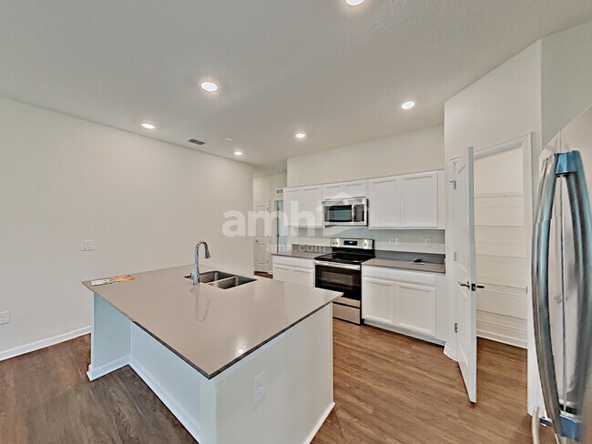 Building Photo - 4373 Seven Canyons Drive