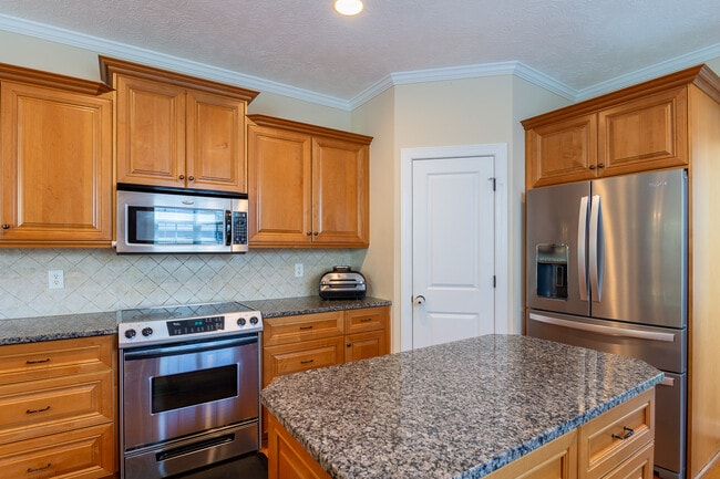 Building Photo - 1204 Berkley Hills Pass