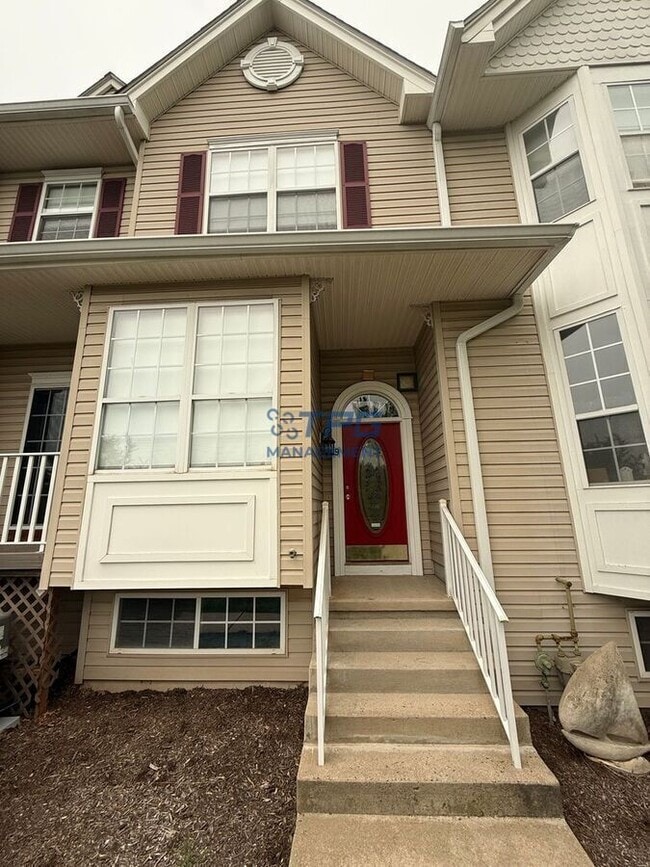 Building Photo - 9 Clearbrook Ln