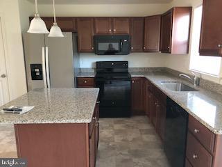 Foto del edificio - 5425 Laurel Valley Ln