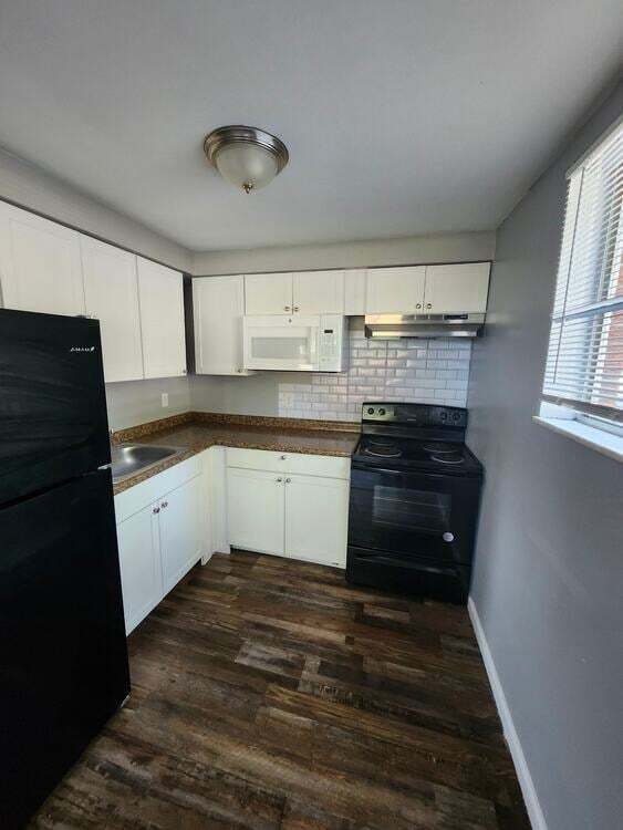 Building Photo - 125 Starling Road