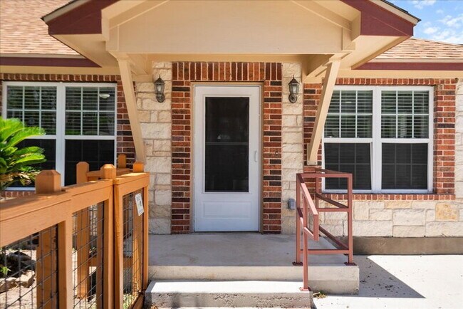 Building Photo - 500 Tillery St