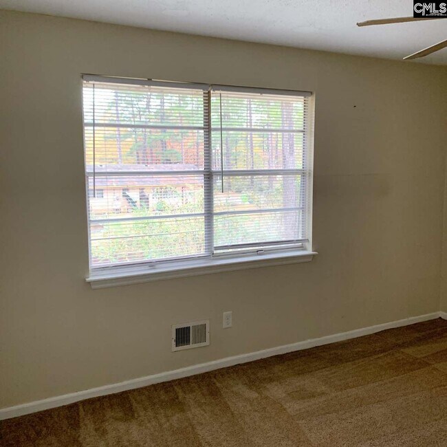 Building Photo - 1413 Cactus Ave