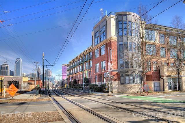 Primary Photo - 115 E Park Ave