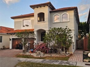 Building Photo - 15387 SW 21 Ln