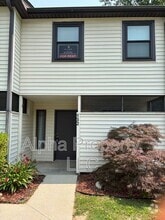 Building Photo - 132 Shockley St