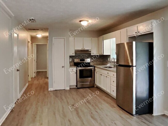 Foto del edificio - 239 Bellwood Ln