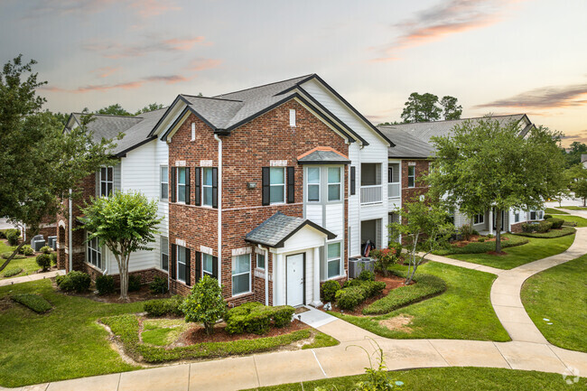 Building Photo - Villas at Cypresswood Apartments